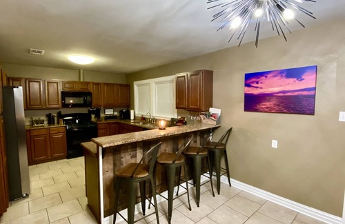 Barataria House | Private Home, Charter Fishing and Ecotourism. Only 25 miles to French Quarter.