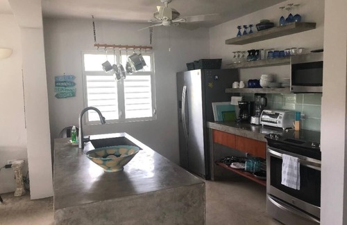 Bravos de Boston House | Private Home with Pool! Close to the Beach and Town.