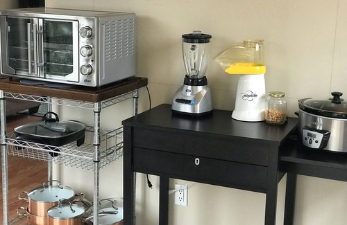 Lakeside House | Private Home With Sweeping Views! Extra-Comfy Bed, Fully Stocked,fast Wifi!