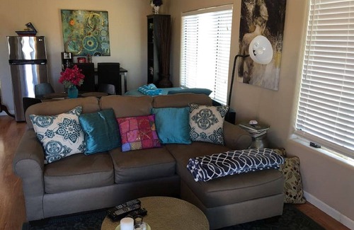 Lakeside House | Private Home With Sweeping Views! Extra-Comfy Bed, Fully Stocked,fast Wifi!