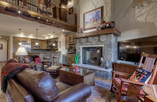 Steamboat Springs House | Private Hot Tub - Pool - Ski Shuttle - Walk to Ski