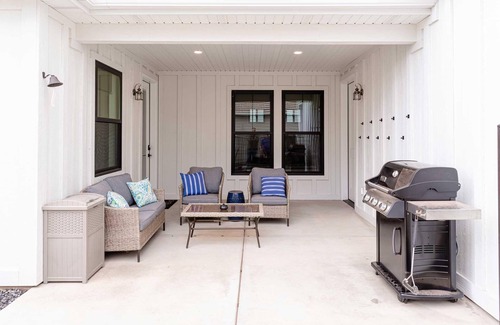 St. George House | Private Hot Tub| Mini Golf | Heated Pool | Lazy River MR