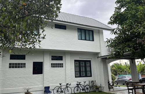 Choeng Noen House | Private House 3-bedroom in peaceful Rayong with WiFi, AC. Enjoy your stay