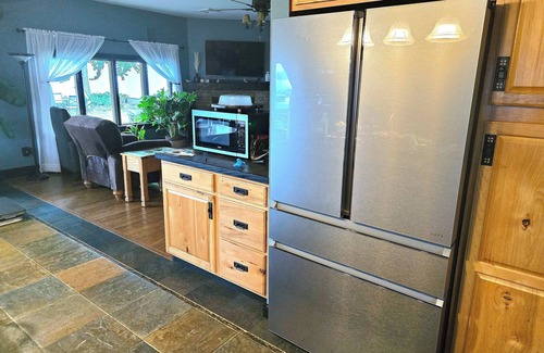 Champlain House | Private Lakefront 4-bedroom vacation with two home's on Lake Champlain