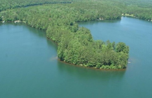 Remer House | Private Lakefront home on Peninsula of Pristine Big Bass Lake