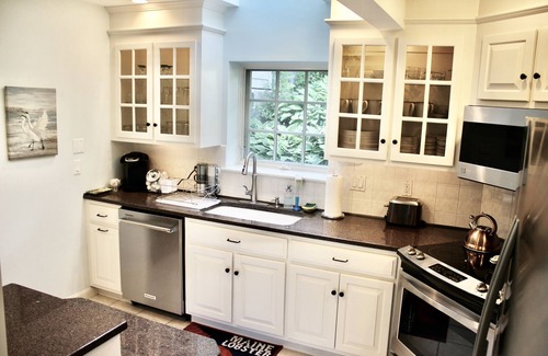 Kittery Point House | Private Lighthouse at Waterfront Chauncey Creek