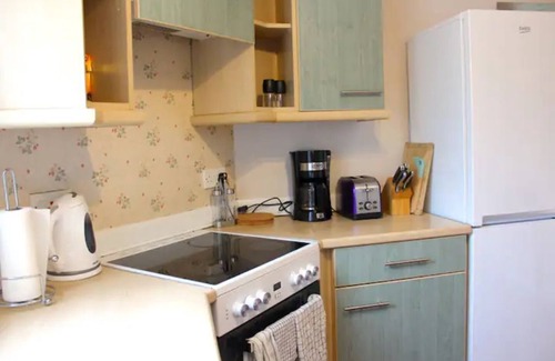 Strathtummel Cottage | Private Loch Access, quiet and comfortable farm cottage.