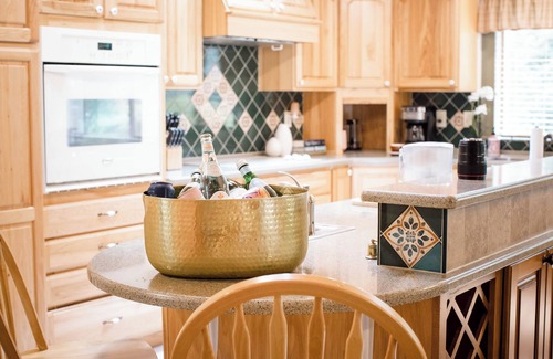 Clinton Cabin | Private Log Cabin on Whidbey Island