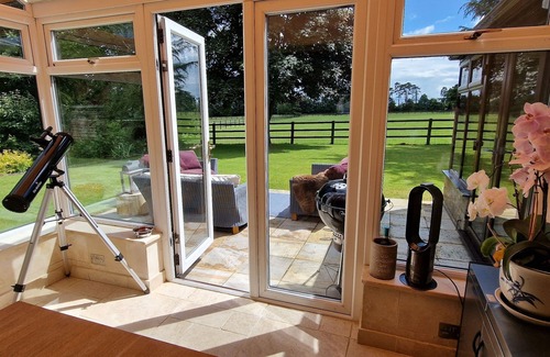 Gillingham House | Private Luxe House & Hot tub in a Country Estate.