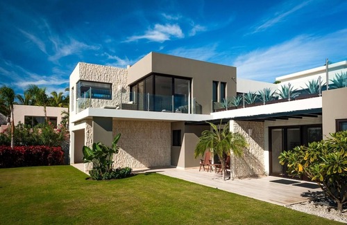 Cabo Bello House | Private Luxury Escape, Cabo San Lucas Villa 1048