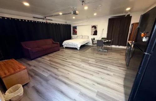 North Las Vegas Apartment | Private Mountain View Studio