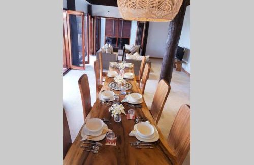 Malolo Island Villa | Private Oceanfront Fijian Villa Sleeps 8