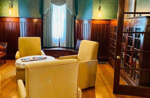 Central West End Apartment | Private One Bedroom in Historic Mansion