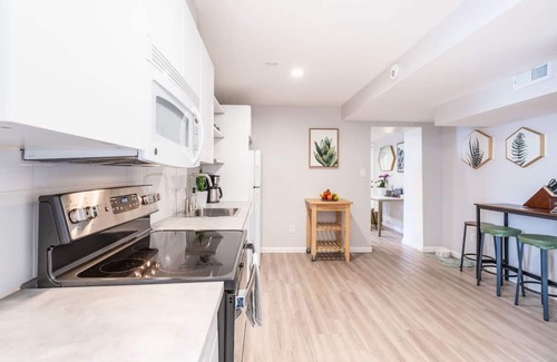 Lower Avenues Apartment | Private Pet Friendly Avenues Suite-❤️ of Downtown!