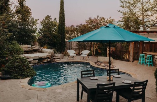 Eufaula Cottage | Private Pool and Hot-tub!
