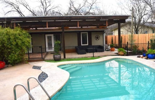 Galindo House | Private Pool Paradise in South Congress