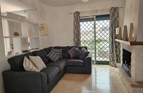 La Alfoquia Villa | Private Pool- Rooftop Terrace & Bbq- AirCon