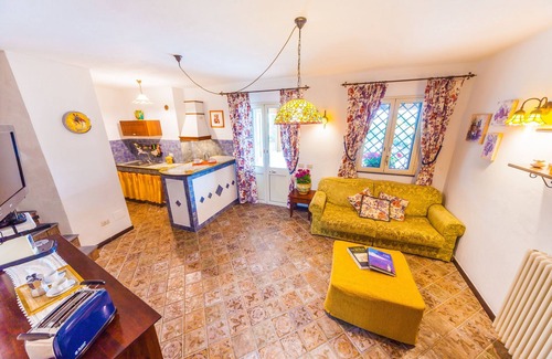 Piedimonte Etneo Villa | Private Pool, sea view, suites