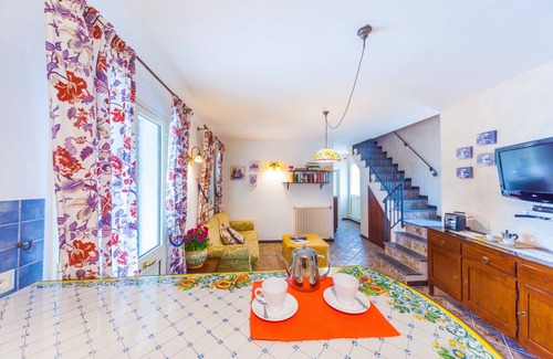 Piedimonte Etneo Villa | Private Pool, sea view, suites