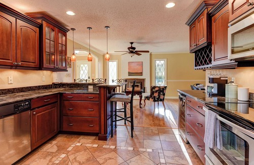 Fletcher House | Private Pool, Sleeps 14, Game Room, Hot Tub