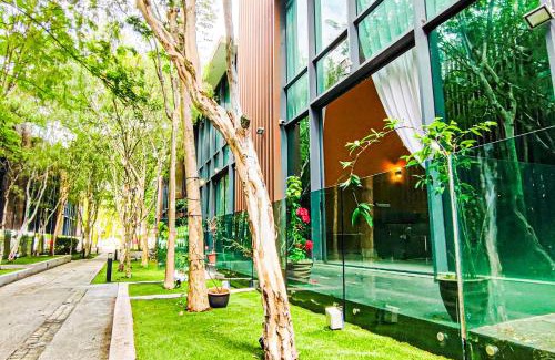 Puchong House | Private Pool Villa at Puchong by HCK