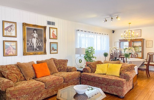 Westlake House | Private, Quiet, and Furnished Home Away from Home by the Olympic Golf Course