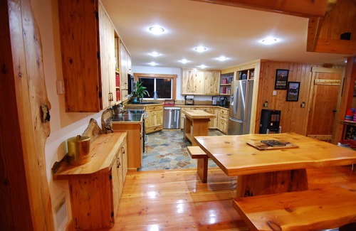 Ashford House | Private & Relaxing Cabin near Mt Rainier