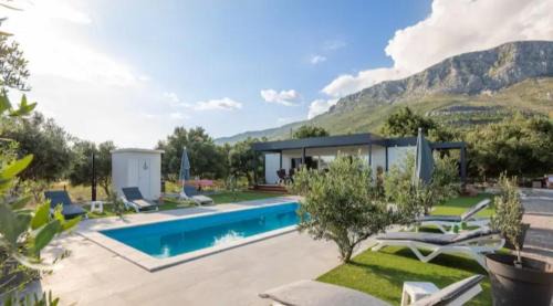 Kastel Sucurac Resort | Private Resort Lumianni- 2 Houses