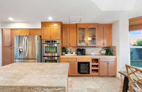 Homestead I HOA House | Private Resort Vibes | Pool, Hot Tub & Arcade Fun