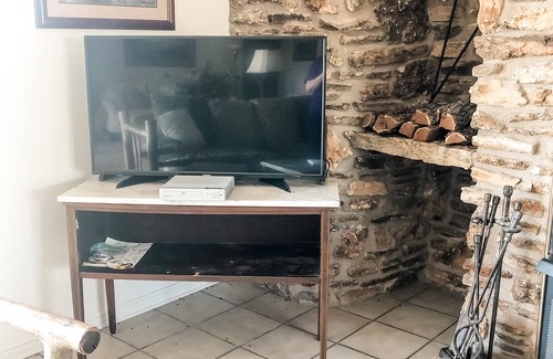 San Saba House | Private Retreat at Three Sisters Ranch House: Deep in the Heart of Texas