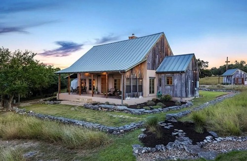 Johnson City House | Private River Access on 11 acres + Wine Country + Dark Skies