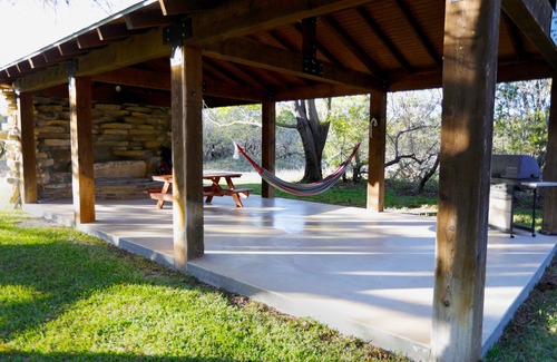 Ingram Cabin | Private River Access Cabin #2- Paradise River Bend