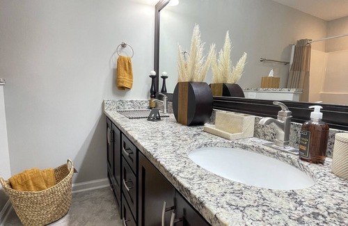 Waterford Plantation Condo | Private Room Accommodation for 1 Comfortable King Size Bed No added Cleaning Fee