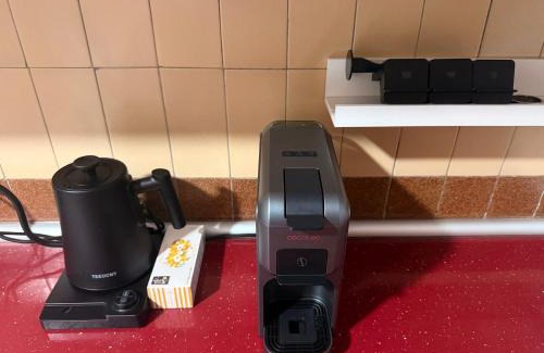 Reyes Huertas Apartment | Private Room & Bath near Old Town