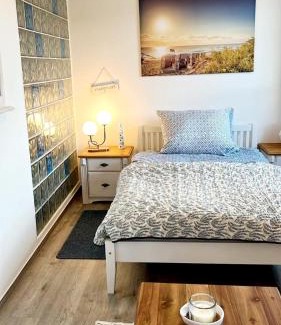 Guestrow Apartment | private room central