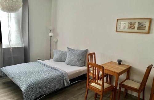 Guestrow Apartment | private room central