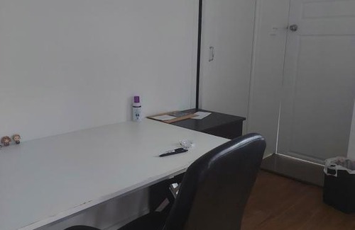 Gwynneville House | Private Room- Gwynneville