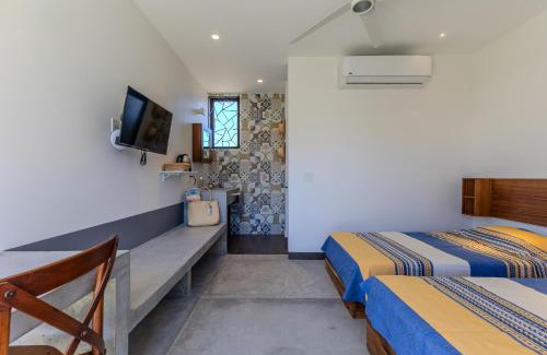 San Jose del Cabo Cabin | Private Room in Coliving space near beach