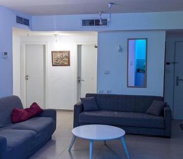 Kiryat HaLeom Apartment | Private room in shared Apartment