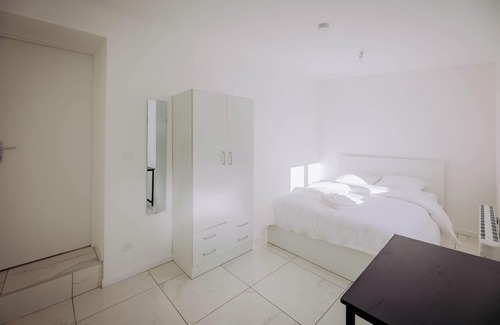 Lafourguette Bed & Breakfast | Private room in Toulouse with bathroom