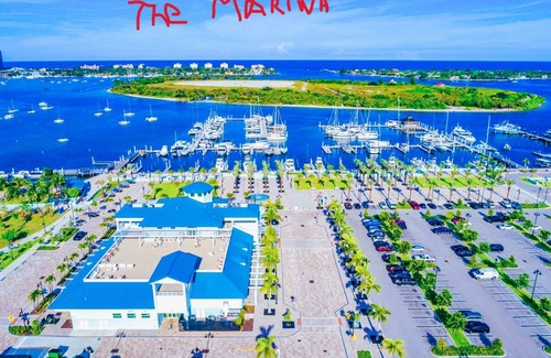 Riviera Beach House | Private Room with Dedicated Bathroom and Kitchen in the Heart of It All