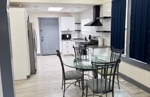 Barnum West House | Private Rooms near Downtown Denver & Sloan’s Lake - Room #3