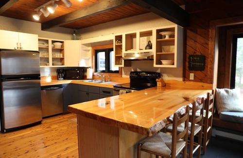 Birchview by the Saco House | Private Saco River Beach access, Storyland & Attitash 3 miles away