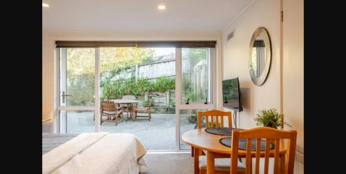 Remuera Apartment | Private Studio Close to city