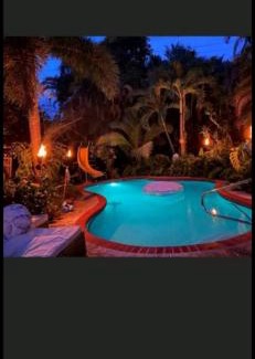 Poinsettia Heights Apartment | Private studio with pool and a jacuzzi near beach