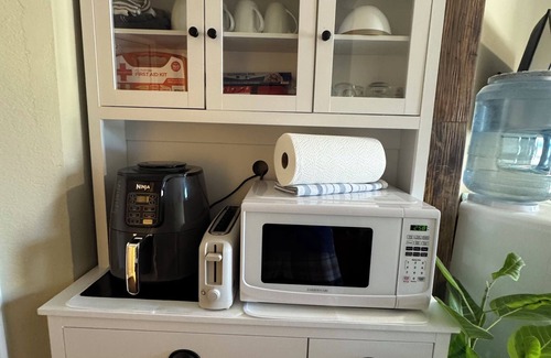 Desert Harbor Apartment | Private Suite with Pool, Cabana, HotTub, FirePit and Putting Green