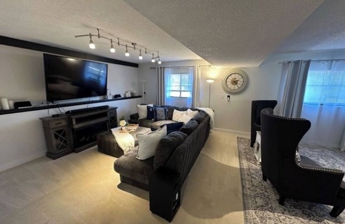 Security-Widefield House | Private, themed Lux King bedroom in shared home- Close to Airport