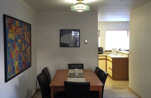 Intermountain House | Private Townhome in W. Vail very close to the slopes on a free shuttle.