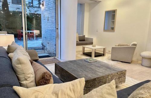 Turtle Bay House | Private Townhome near UN