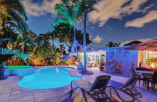 South Corals House | Private Tropical Oasis - Heated Pool/Hot Tub